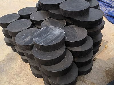 米脂县板式橡胶支座由若干层橡胶片与薄钢板经加压硫化